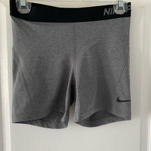 Nike Pro Women Dry-FIT Shorts